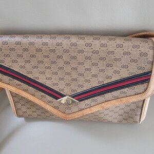 Vintage Gucci crossbody